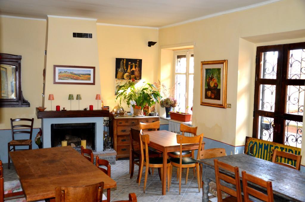 Il Cortiletto Dei Capperi Bed & Breakfast Gassino Torinese Exterior photo